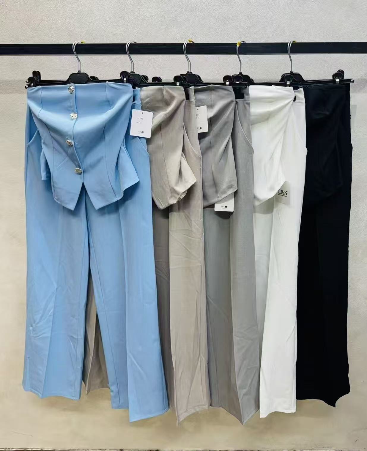 COMPLETO TOP+PANTALONI